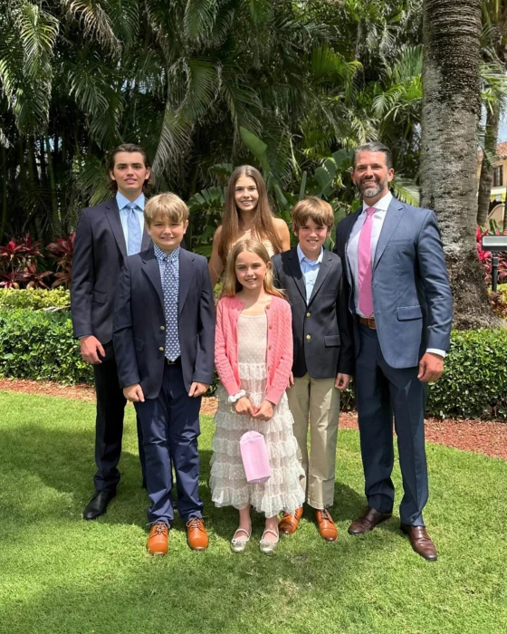 Donald Trump Jr. with his five children@donaldjtrumpjr via Instagram